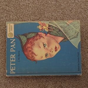 Peter Pan and Alice in wonderland 2-in-1 book